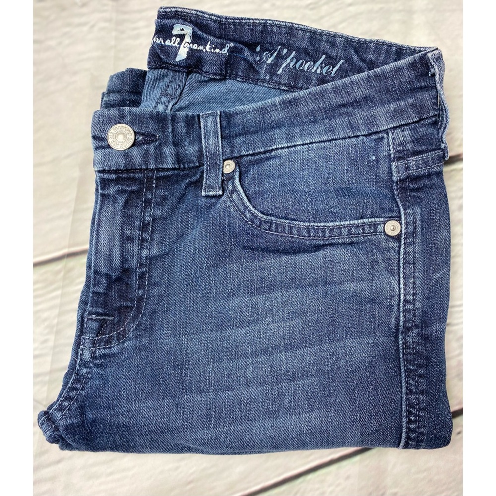 7 for all mankind “A pocket” flare Jean 28